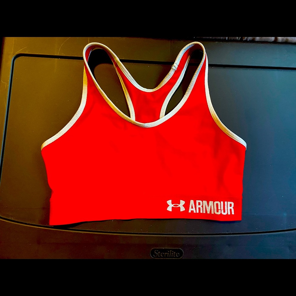 Under Armour Sports Bra no pads
